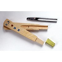 Togituna Brand Aisuki-toh(Bull-nose  knife)